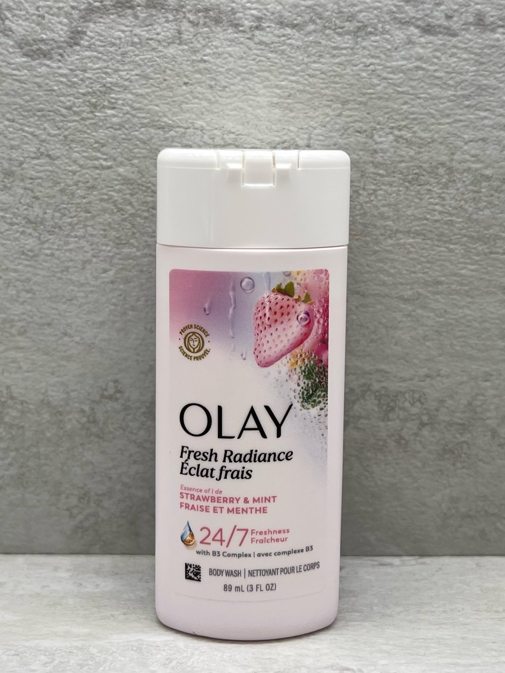 🎉 $5 Olay Fresh Radiance Strawberry & Mint Body Wash - Travel Size